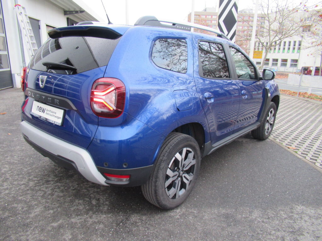 Dacia Duster Exposé-Bild 17