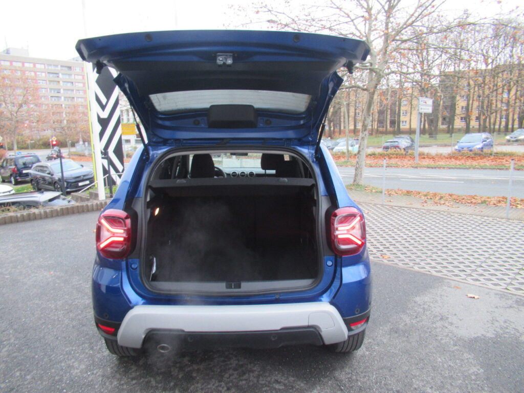 Dacia Duster Exposé-Bild 18
