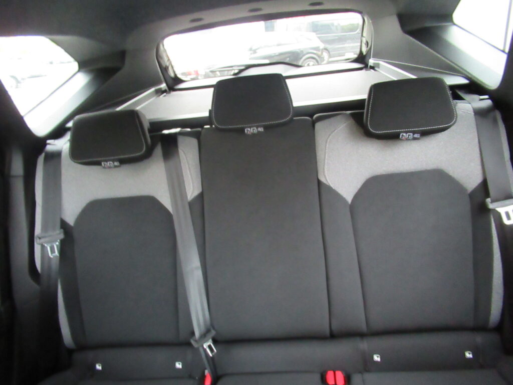 Dacia Bigster Exposé-Bild 6