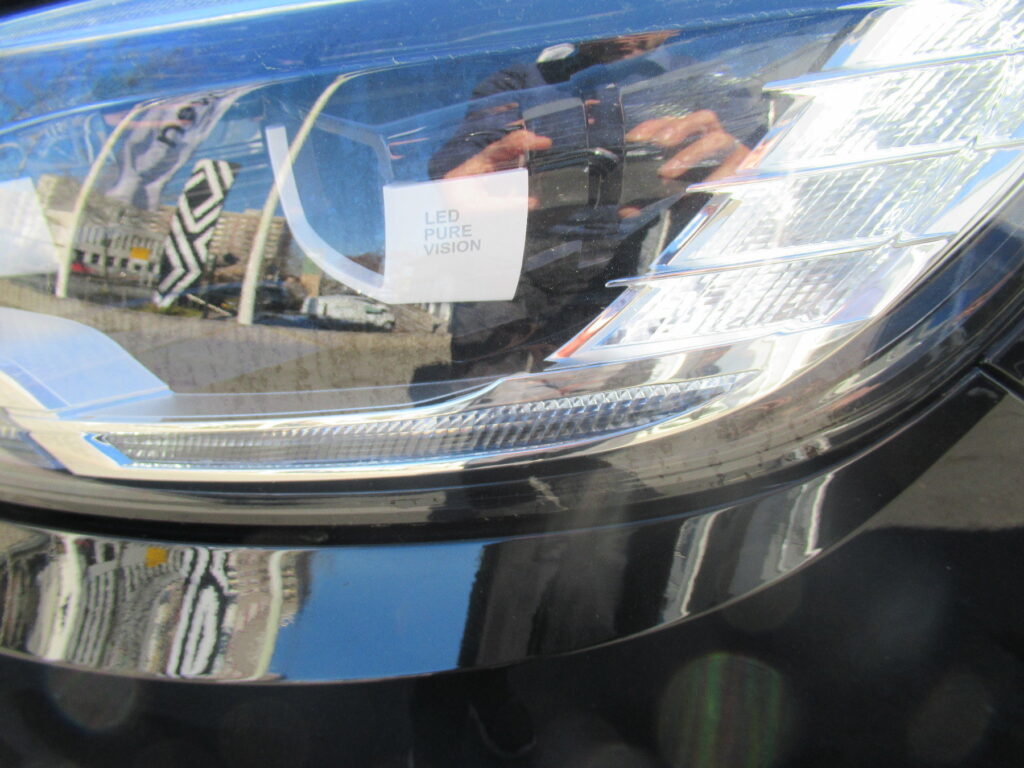 Renault Grand Scenic Exposé-Bild 21