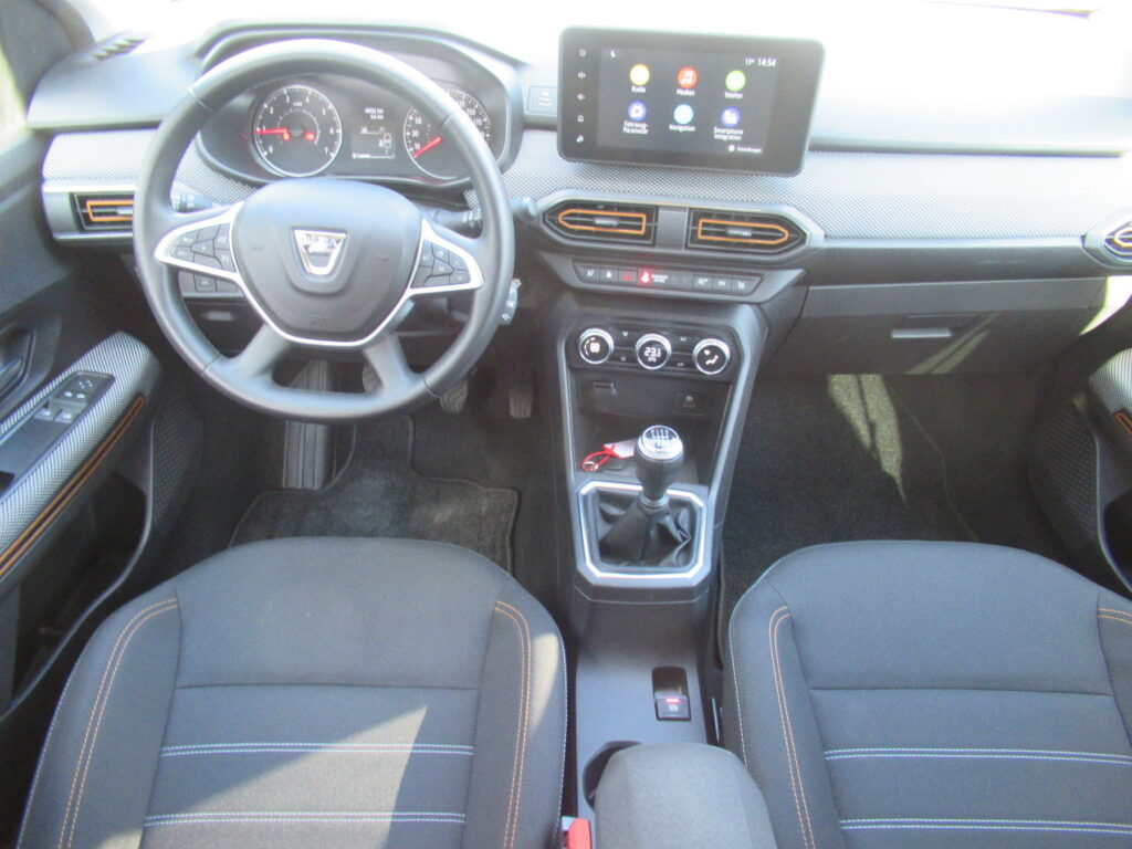 Dacia Sandero Exposé-Bild 14