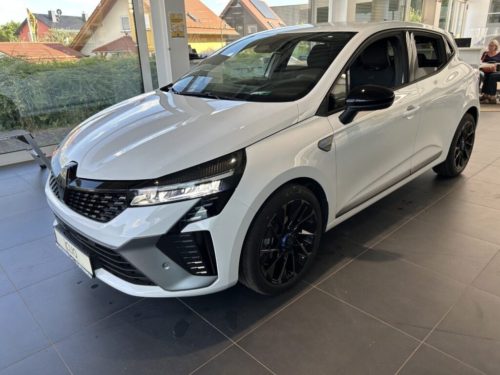 Renault Clio Exposé-Bild 1