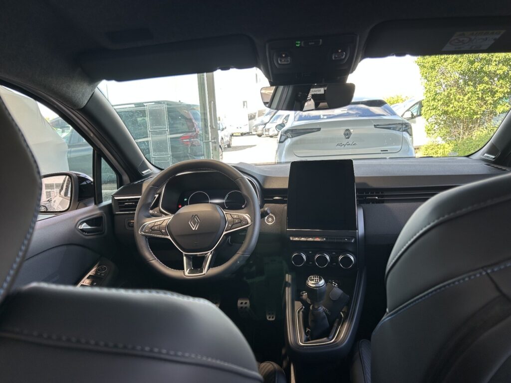 Renault Clio Exposé-Bild 11