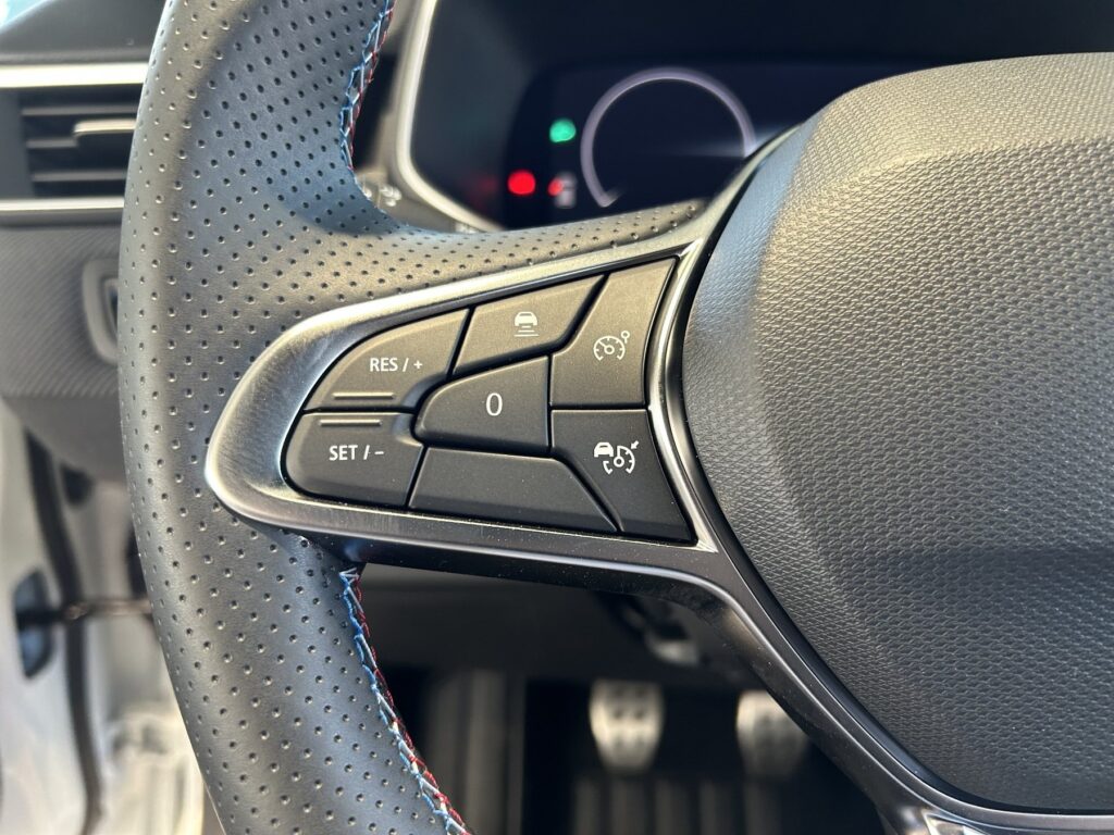 Renault Clio Exposé-Bild 21