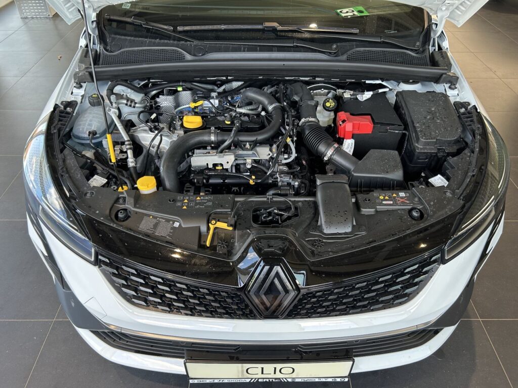 Renault Clio Exposé-Bild 32