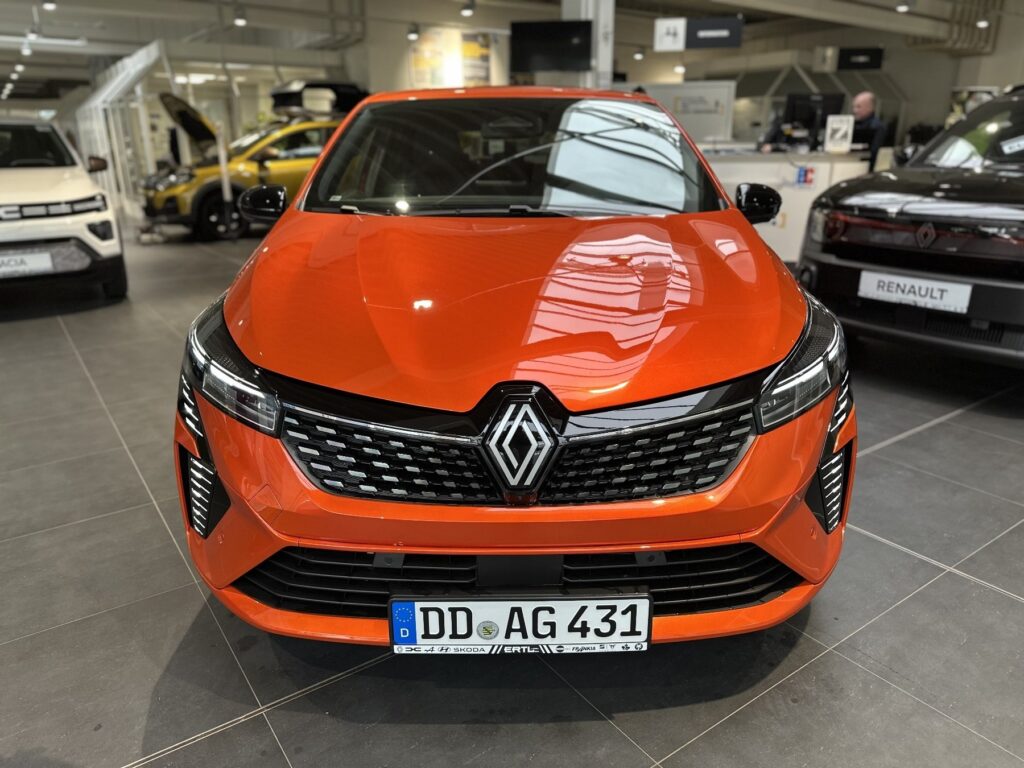 Renault Clio Exposé-Bild 2