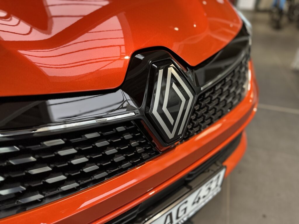 Renault Clio Exposé-Bild 6