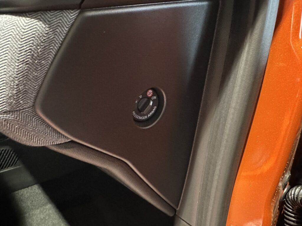 Renault Clio Exposé-Bild 12