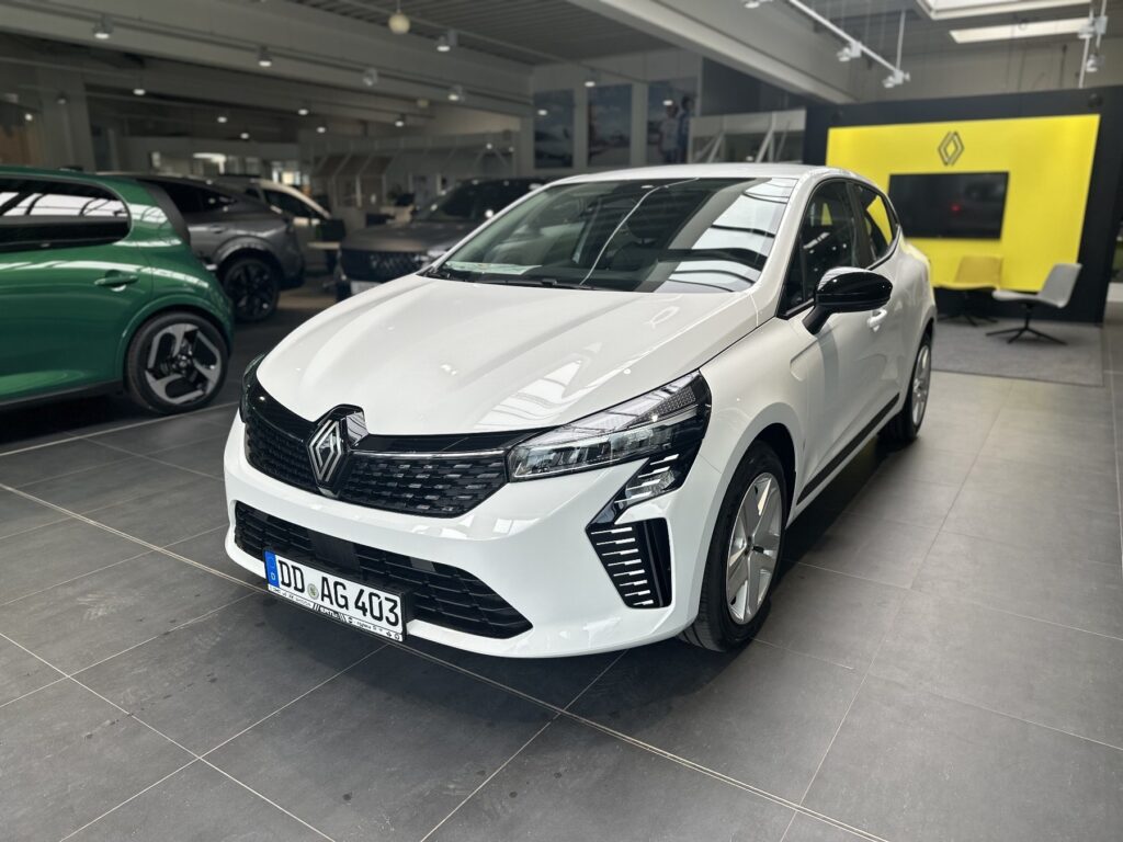 Renault Clio Exposé-Bild 1