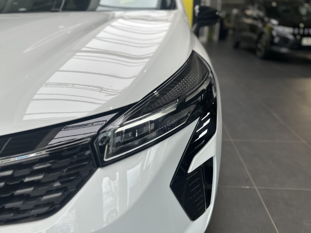 Renault Clio Exposé-Bild 3