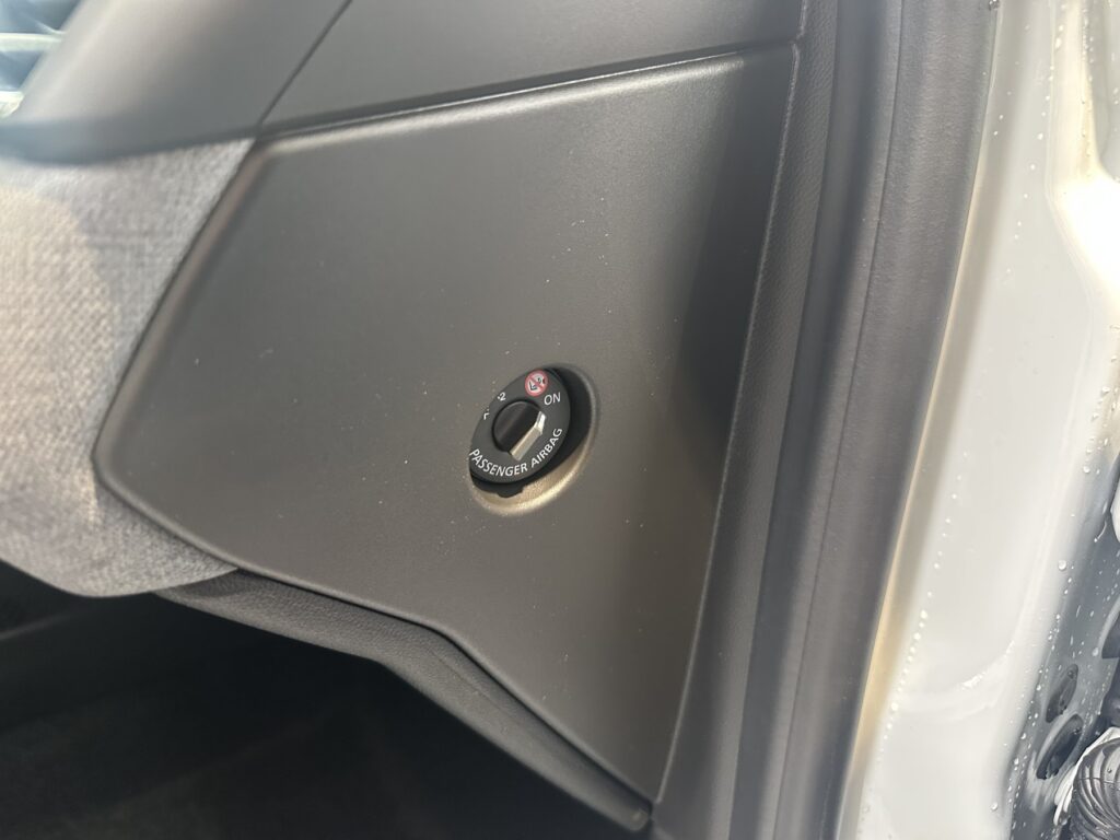 Renault Clio Exposé-Bild 11