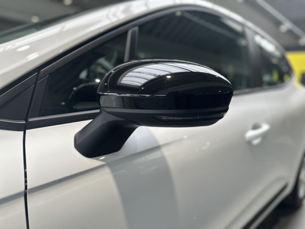 Renault Clio Exposé-Bild 27