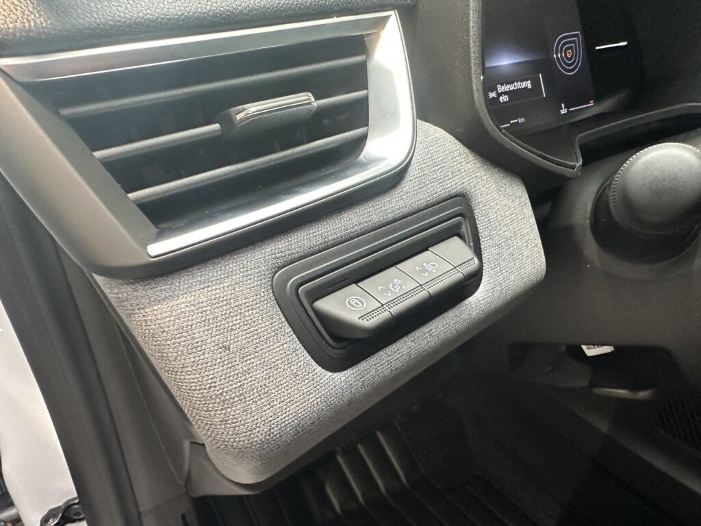 Renault Clio Exposé-Bild 29