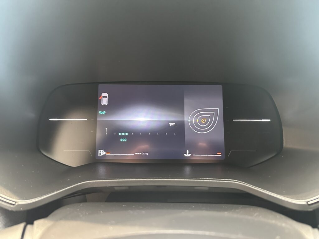 Renault Clio Exposé-Bild 37