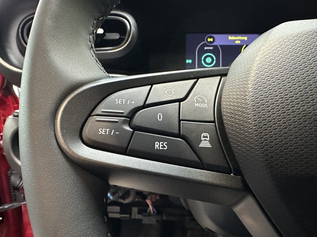 Renault Twingo Exposé-Bild 34