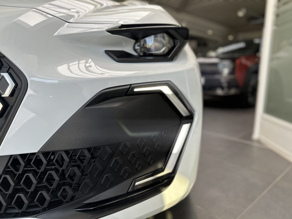 Renault Clio Exposé-Bild 3