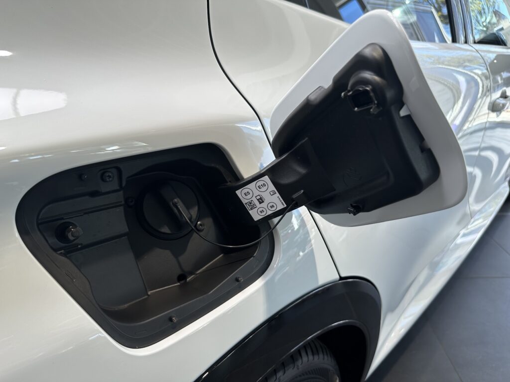 Renault Clio Exposé-Bild 13