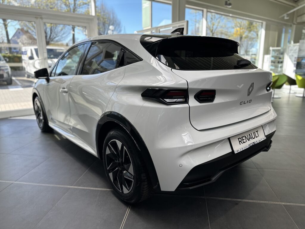 Renault Clio Exposé-Bild 21