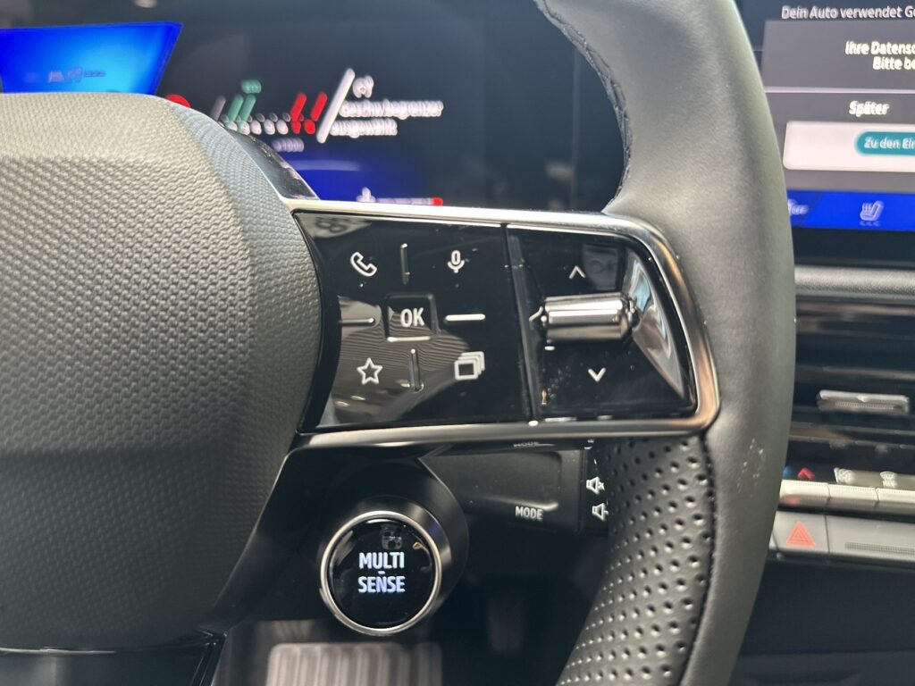 Renault Clio Exposé-Bild 30