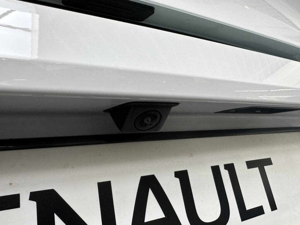 Renault Clio Exposé-Bild 49