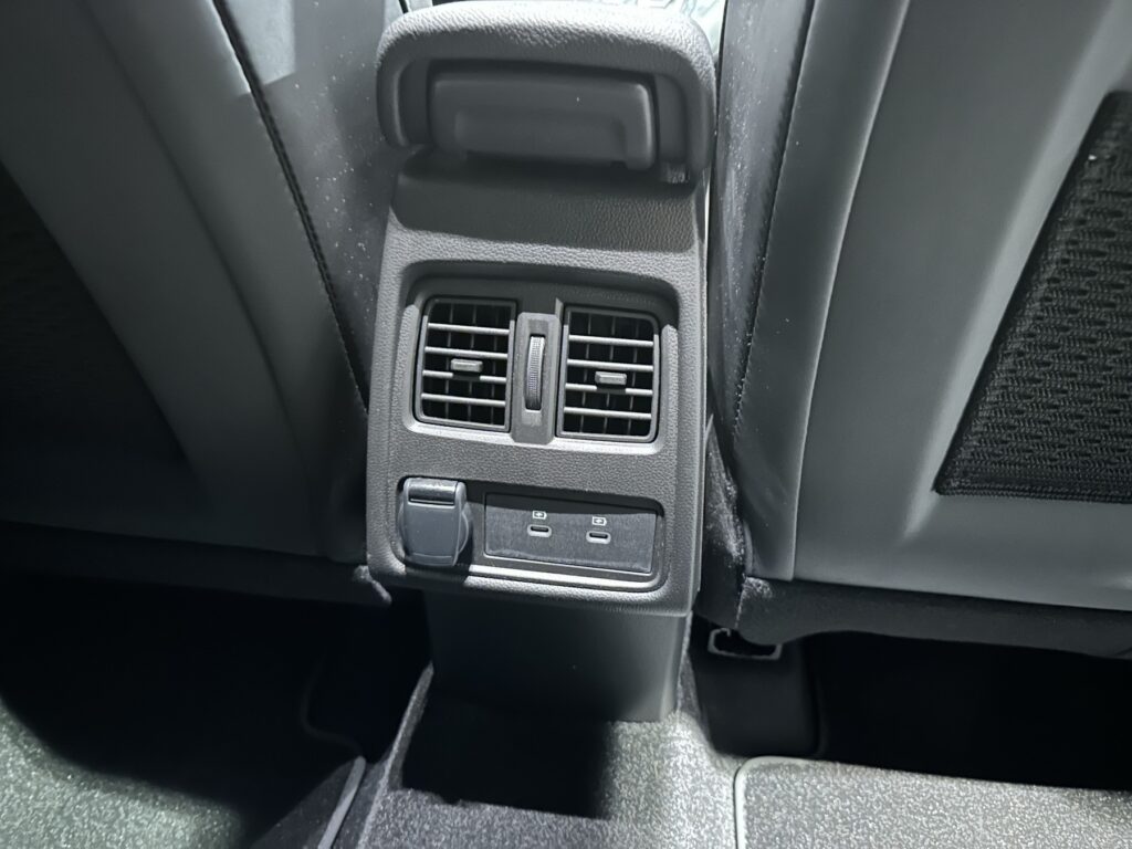 Renault Symbioz Exposé-Bild 15