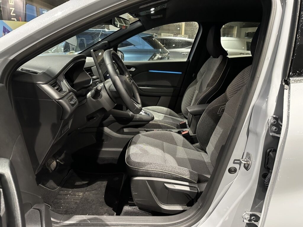 Renault Symbioz Exposé-Bild 27