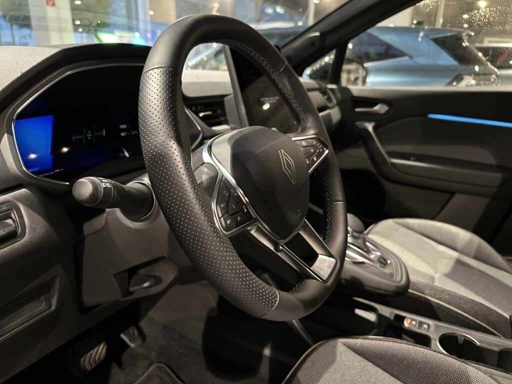 Renault Symbioz Exposé-Bild 31