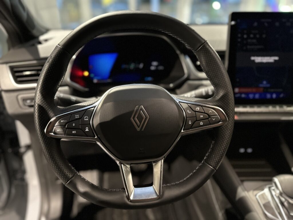 Renault Symbioz Exposé-Bild 32