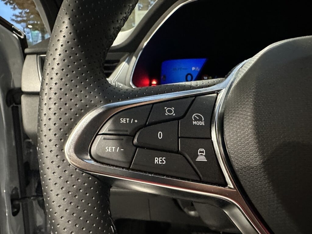 Renault Symbioz Exposé-Bild 33