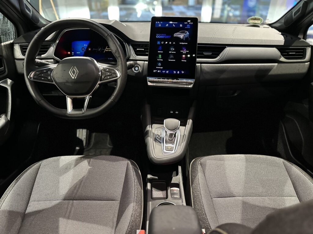 Renault Symbioz Exposé-Bild 48