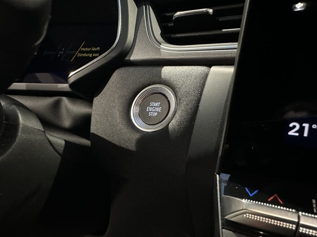 Renault Symbioz Exposé-Bild 49