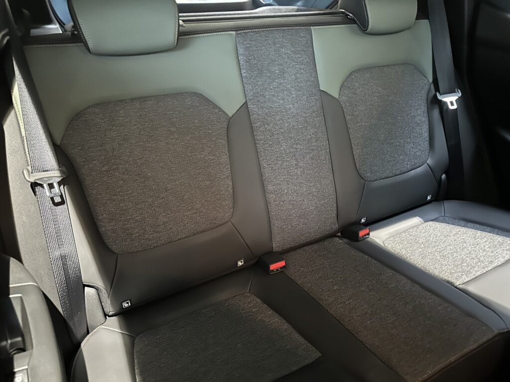 Dacia Spring Exposé-Bild 14