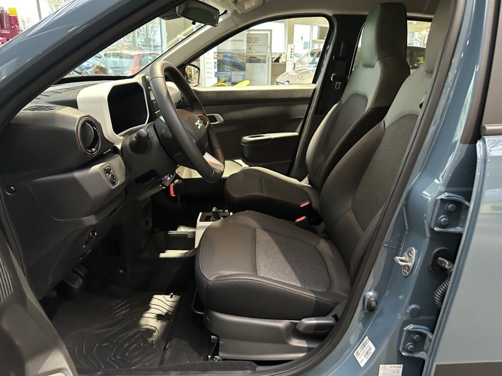 Dacia Spring Exposé-Bild 30