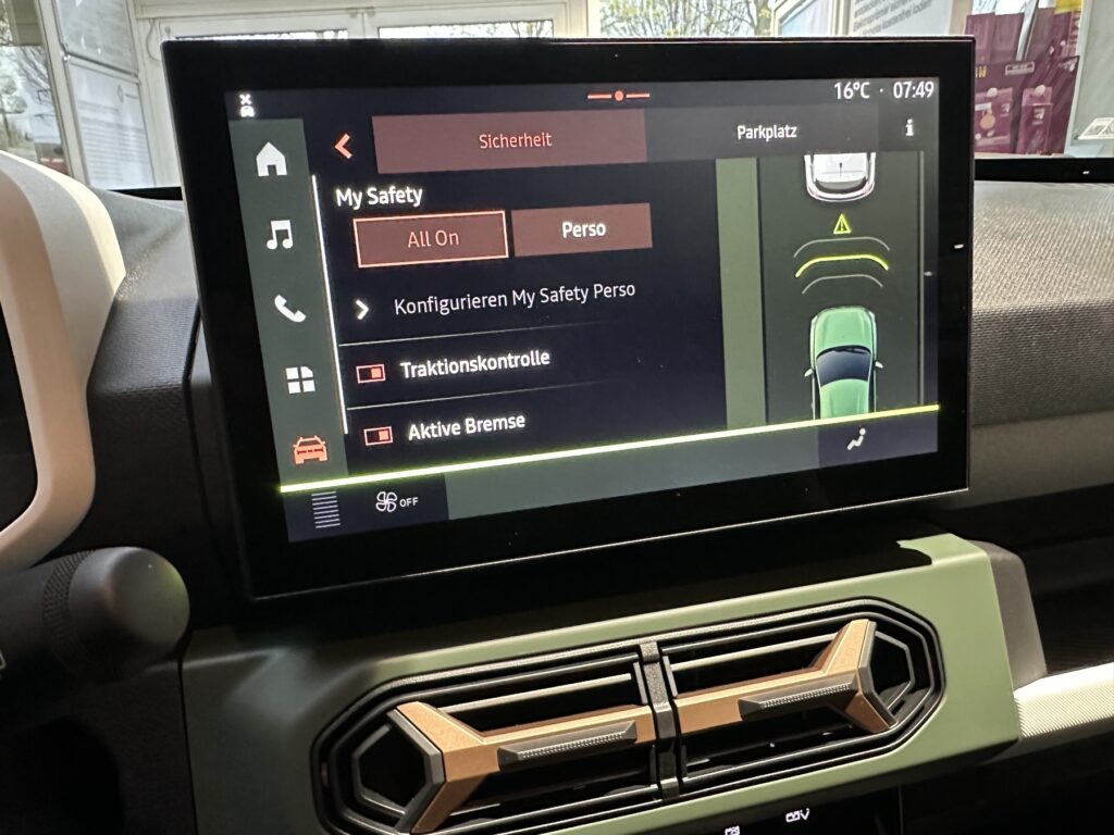 Dacia Spring Exposé-Bild 41