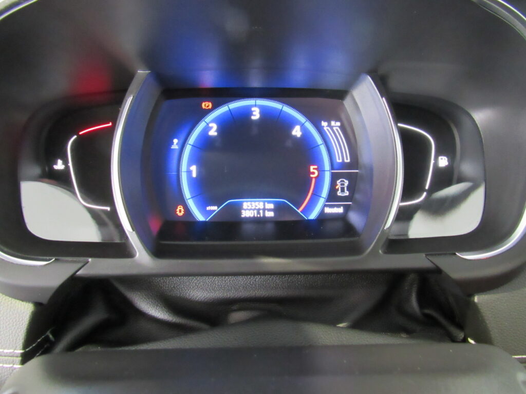 Renault Grand Scenic Exposé-Bild 8