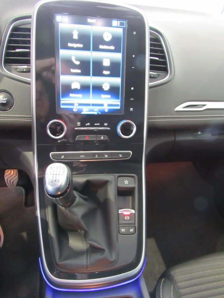 Renault Grand Scenic Exposé-Bild 10