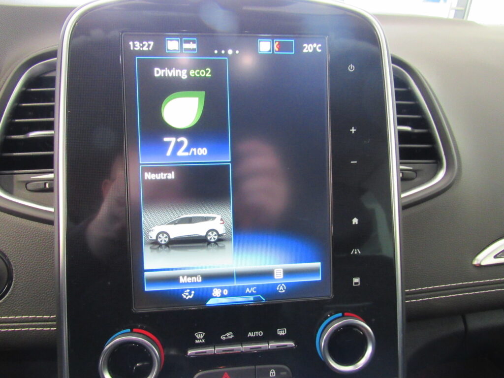 Renault Grand Scenic Exposé-Bild 11