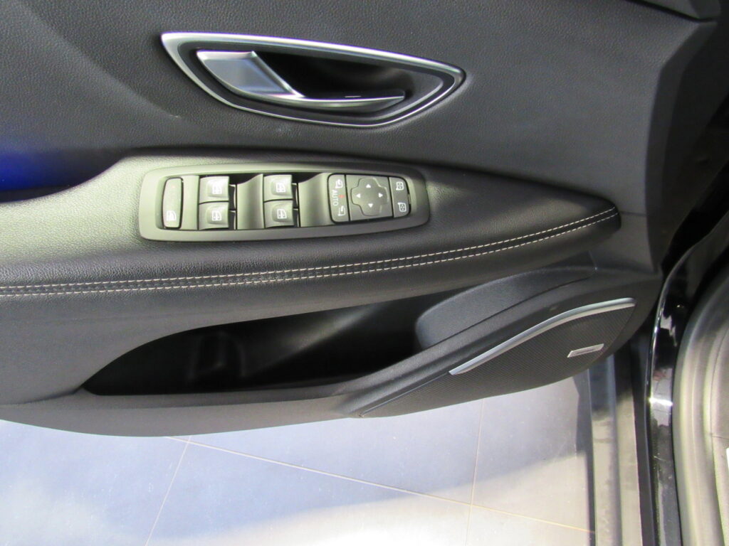 Renault Grand Scenic Exposé-Bild 23