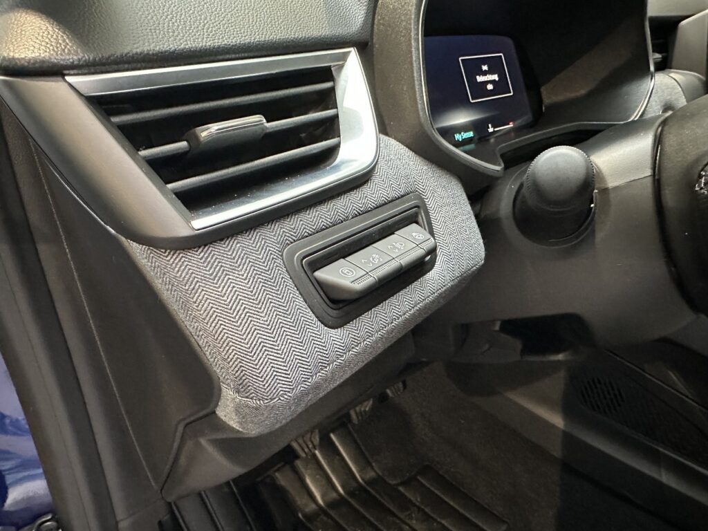 Renault Clio Exposé-Bild 31