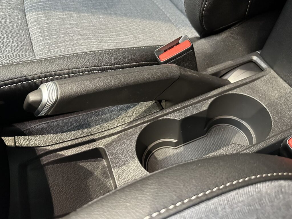 Renault Clio Exposé-Bild 47