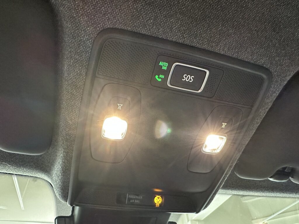 Renault Clio Exposé-Bild 48