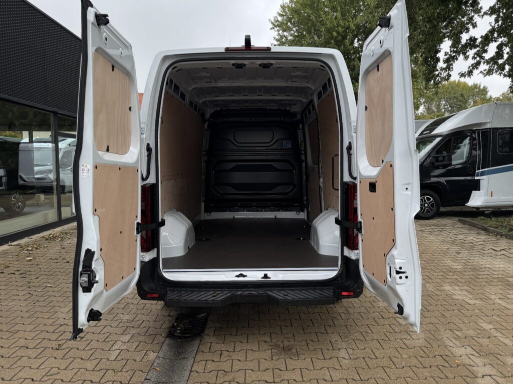 Renault Master Exposé-Bild 18