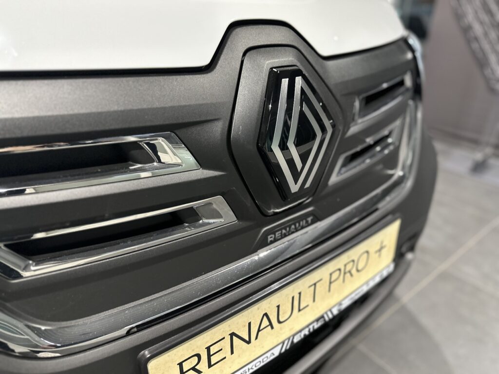 Renault Kangoo Exposé-Bild 8