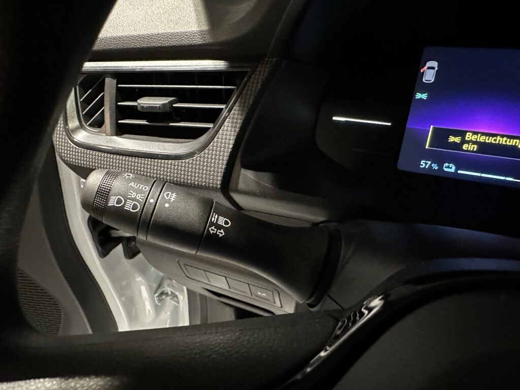 Renault Kangoo Exposé-Bild 39