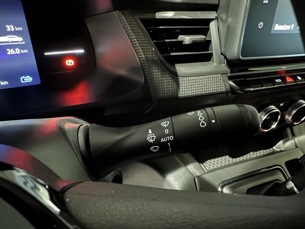 Renault Kangoo Exposé-Bild 40