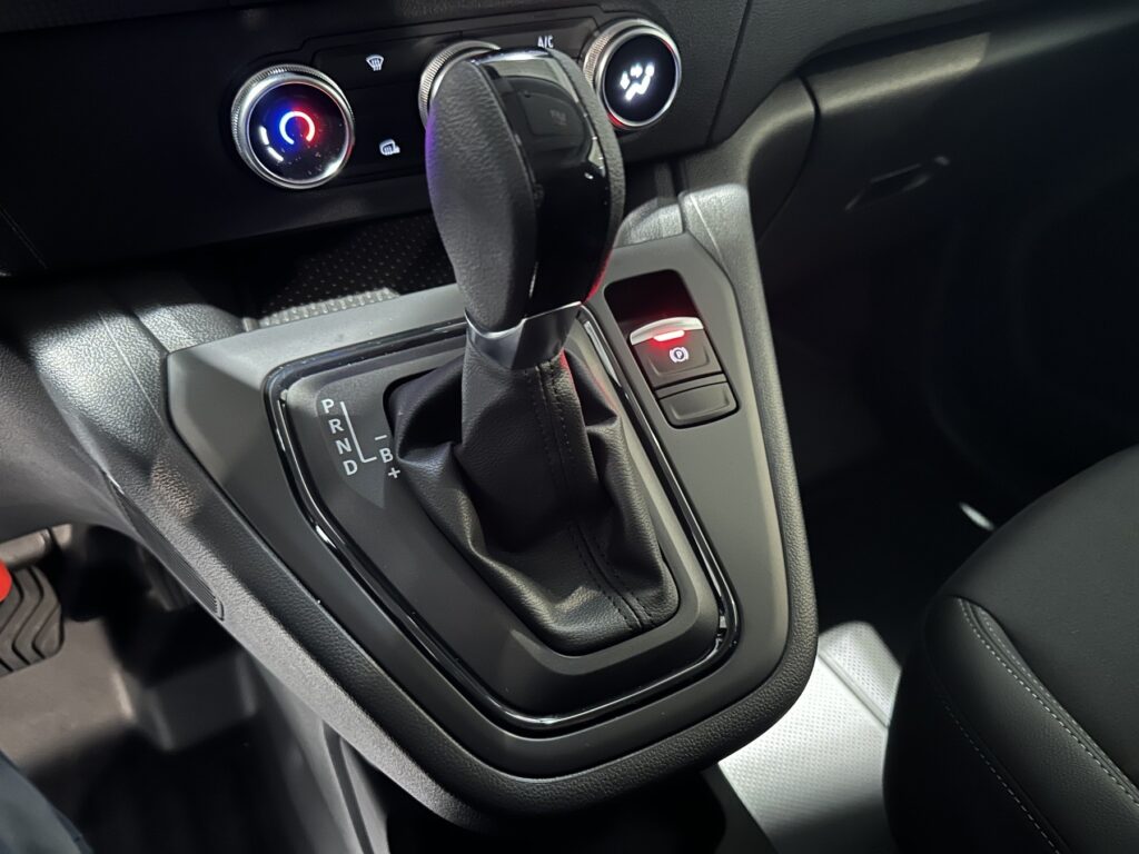 Renault Kangoo Exposé-Bild 45