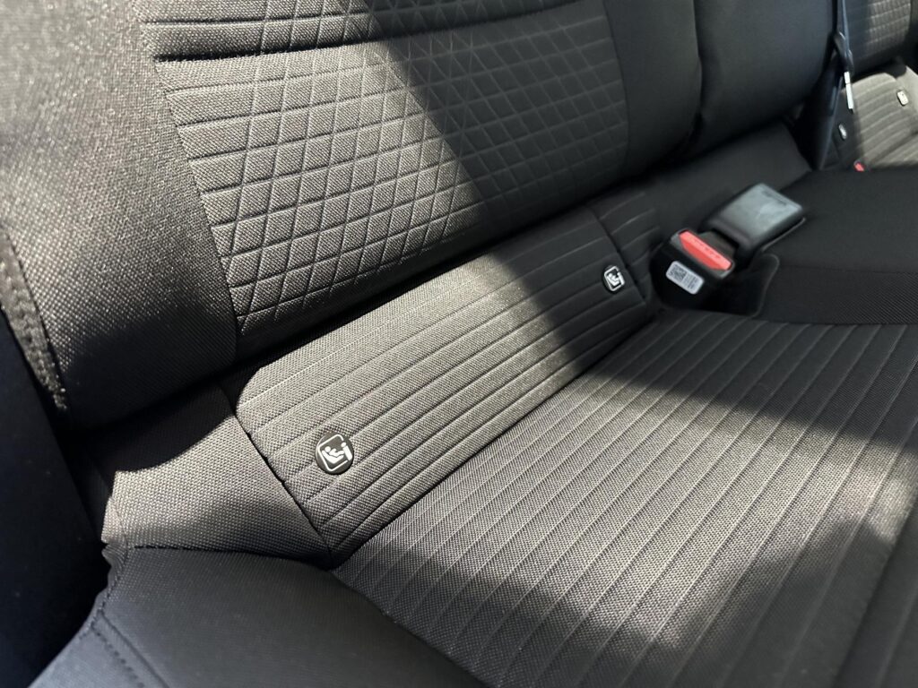 HYUNDAI i20 Exposé-Bild 13