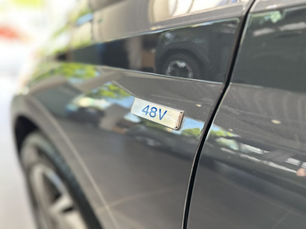 HYUNDAI i20 Exposé-Bild 25