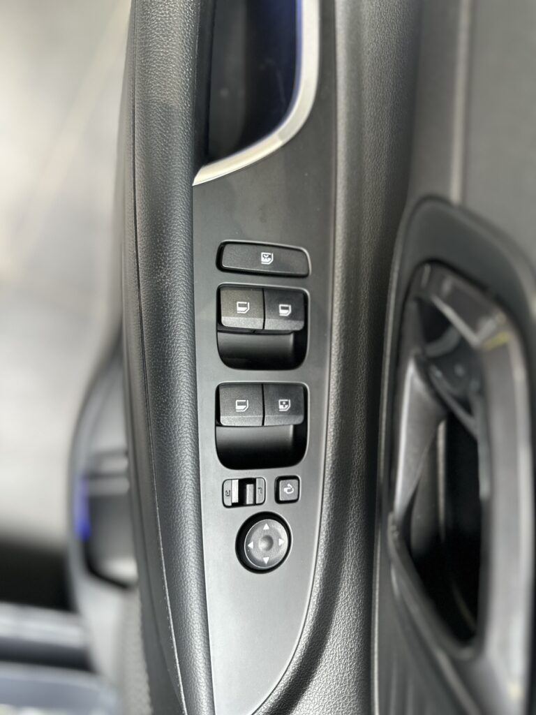HYUNDAI i20 Exposé-Bild 28
