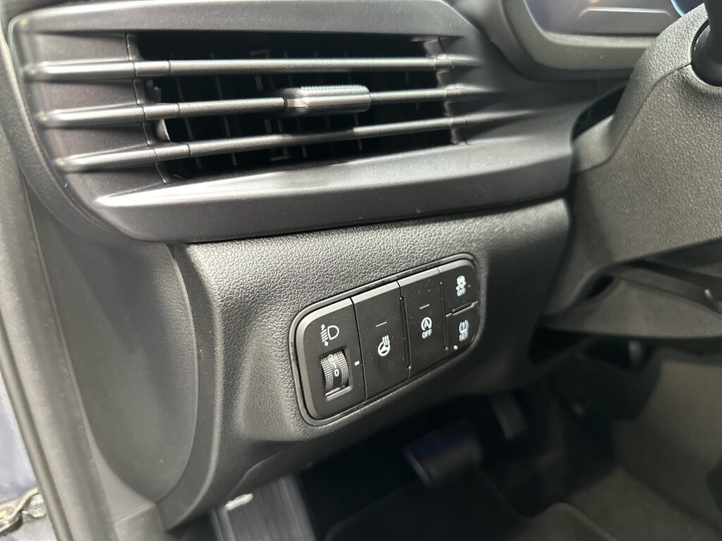 HYUNDAI i20 Exposé-Bild 29